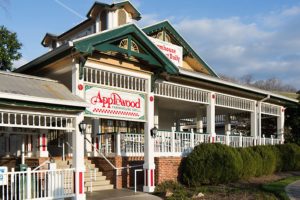 Aapplewood Farmhouse Restaurant